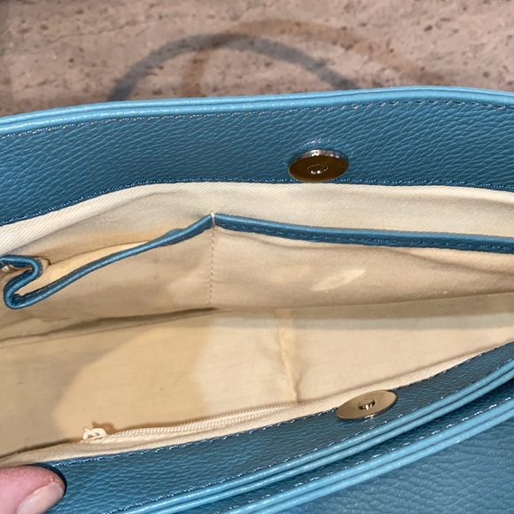 Italian Made Leather Purse - Picture 4 of 14